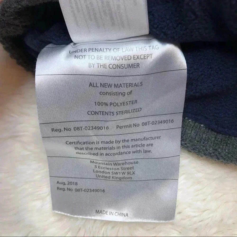 Mountain Warehouse  Winter Hat Penguin Size 1-3 Years - Picture 12 of 16